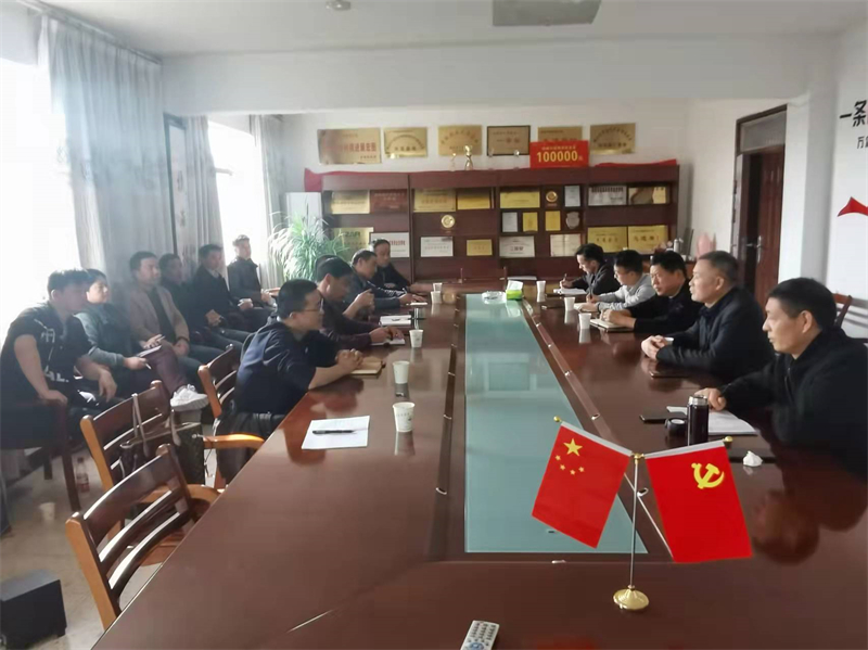 董事長(zhǎng)帶隊(duì)中高層管理人員走出去去佳農(nóng)股份公司學(xué)習(xí)取經(jīng)，深入了解上市歷程，.jpg