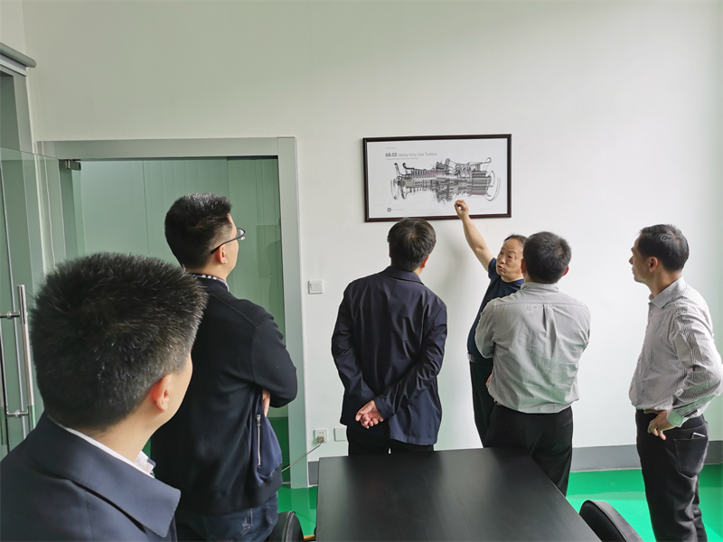 3月25日柯橋區(qū)政府領導視察我公司-3.jpg